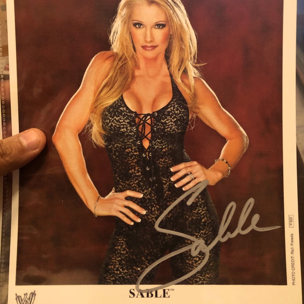 WWF diva Sable signed (Rp) 🖊